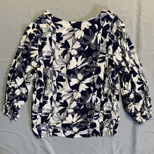 Como Blu Women's Long Sleeve Size Small Blue Tropical Floral Chic Hawaiian